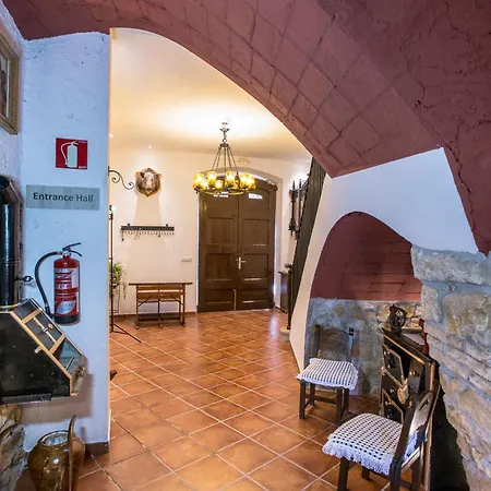 Finca Vallclara Ostello *